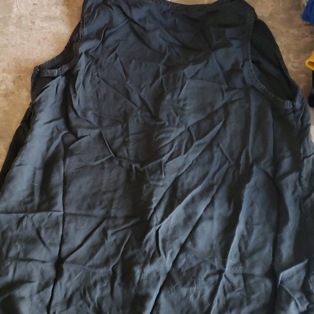 Tank top - Picture 2 of 2